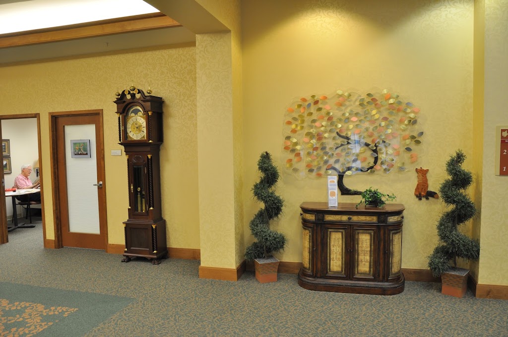 Fox Run Senior Living Community | 41000 W 13 Mile Rd, Novi, MI 48377, USA | Phone: (248) 668-8600