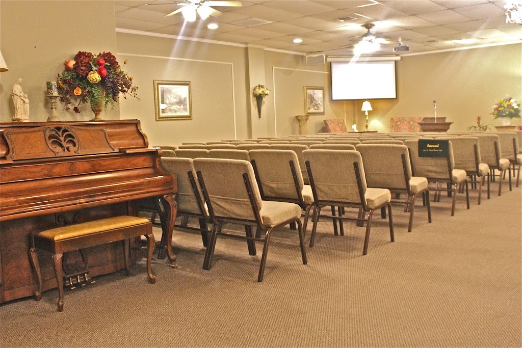 John M Ireland & Son Funeral Home & Chapel | 120 S Broadway Ave, Moore, OK 73160, USA | Phone: (405) 799-1200