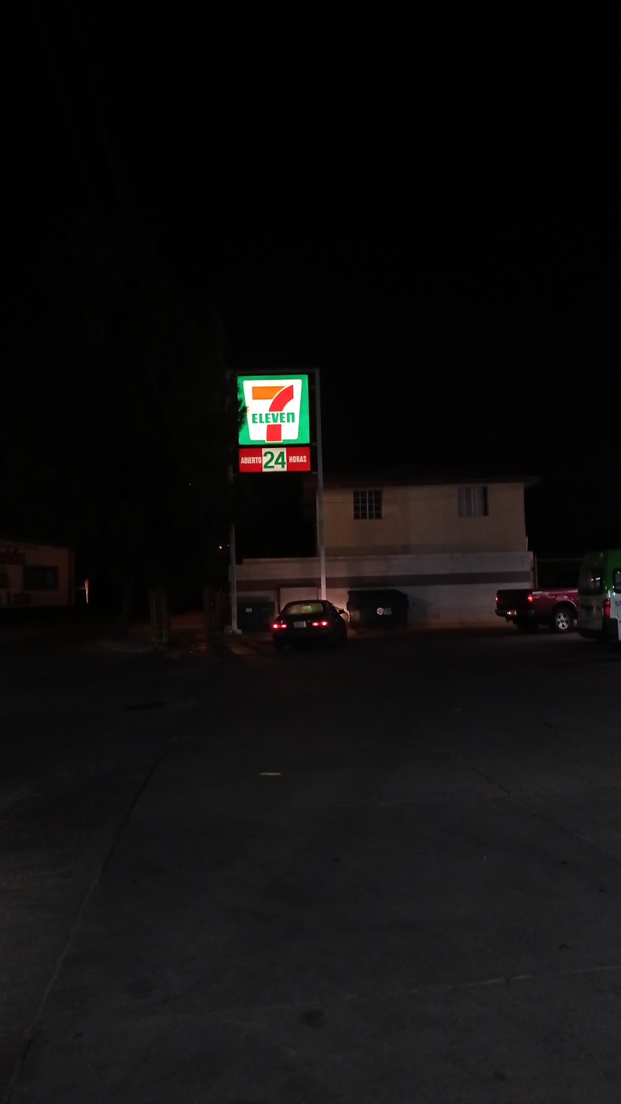 7-Eleven | Km. 14 S/N Carretera Lopez, Adolfo López Mateos 43, Plan Libertador, 22710 Rosarito, B.C., Mexico | Phone: 81 8158 0711