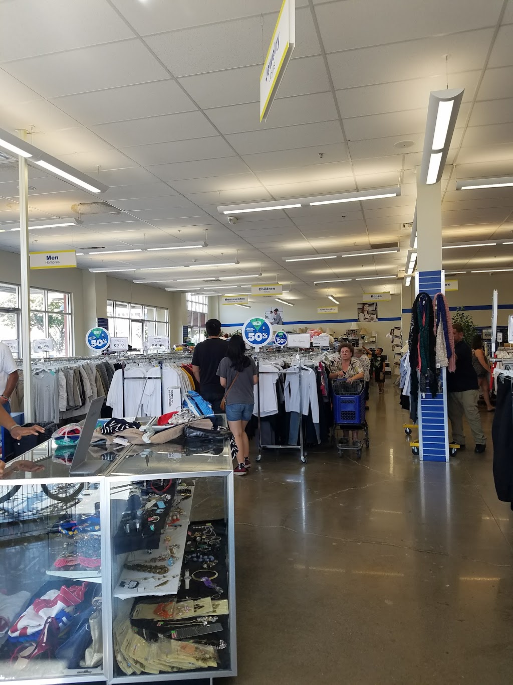 Goodwill Store & Donation Center | 6271 Lone Tree Wy, Brentwood, CA 94513, USA | Phone: (925) 516-6412