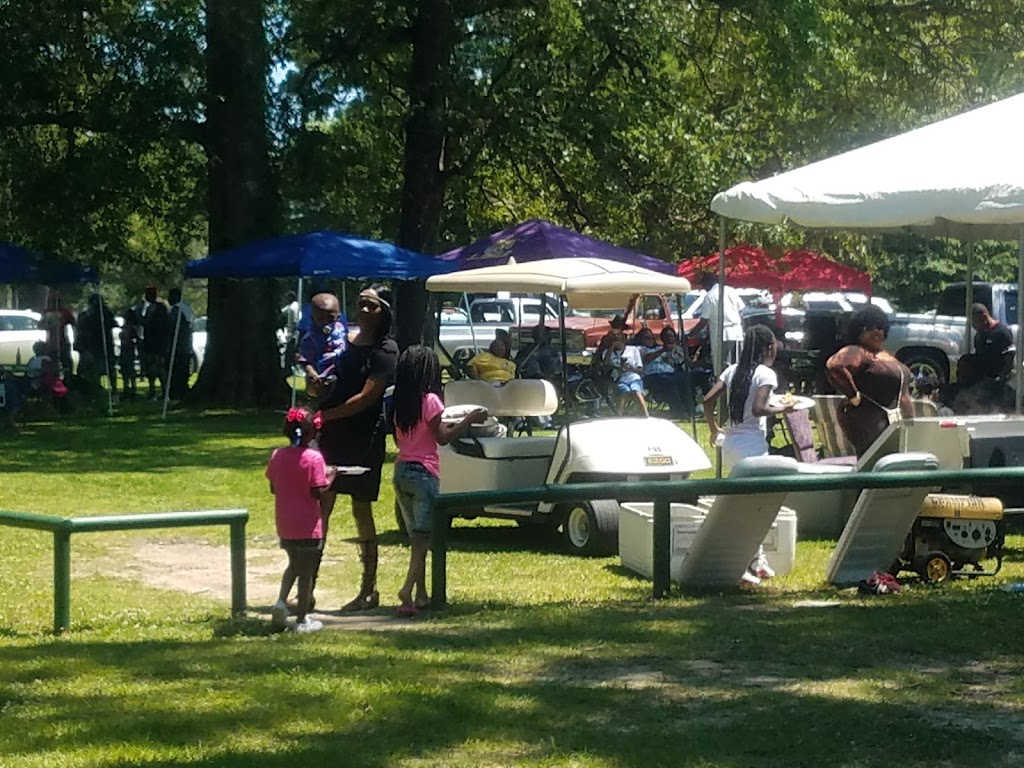 Baywood Park | 20001 Pride-Baywood Rd, Greenwell Springs, LA 70739, USA | Phone: (225) 272-9200