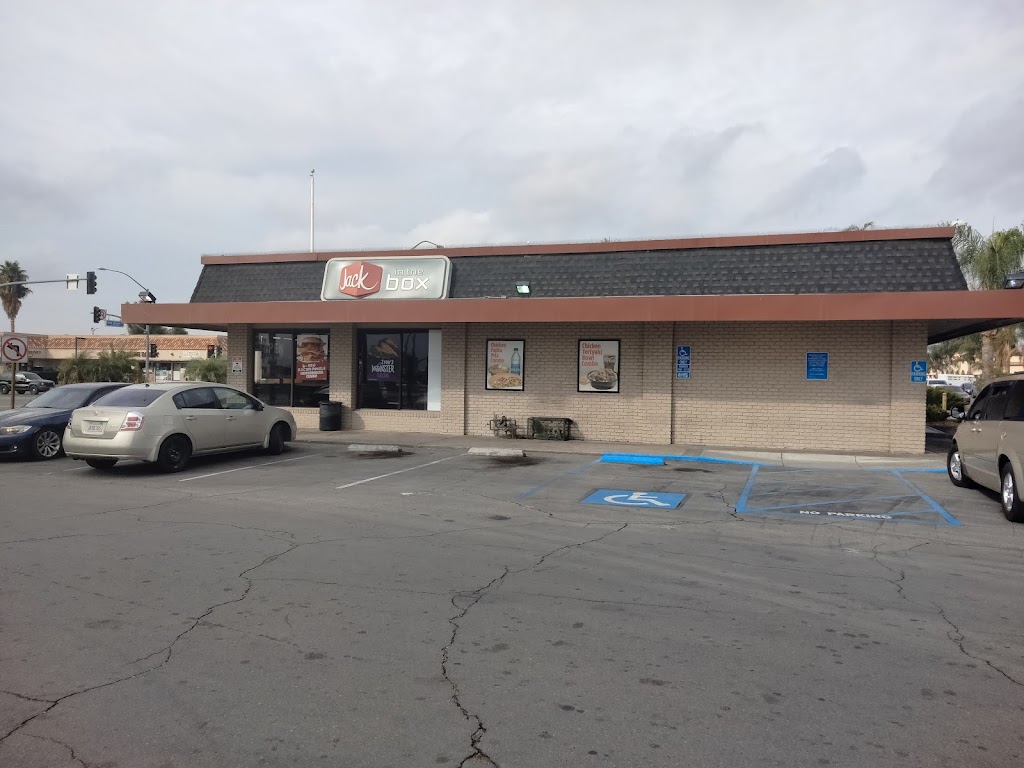 Jack in the Box | 500 E 4th St, Perris, CA 92570, USA | Phone: (951) 943-2600