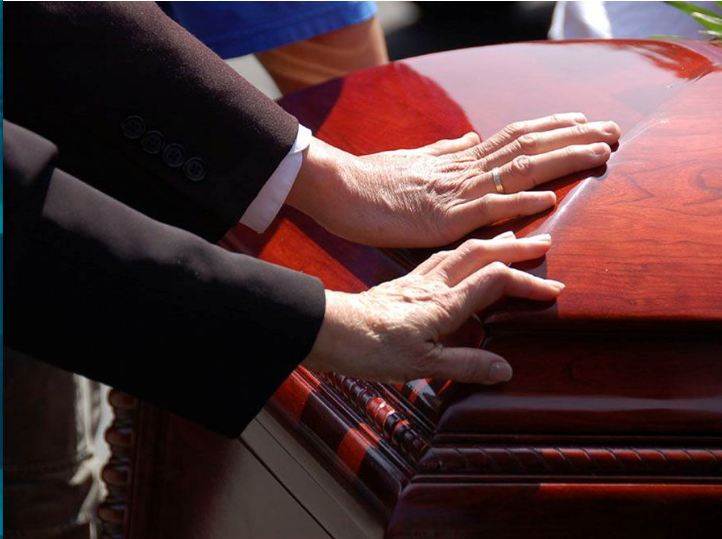 Hopkins Lawver Funeral Home | 3553 Northdale St NW, Uniontown, OH 44685 | Phone: (330) 733-6271
