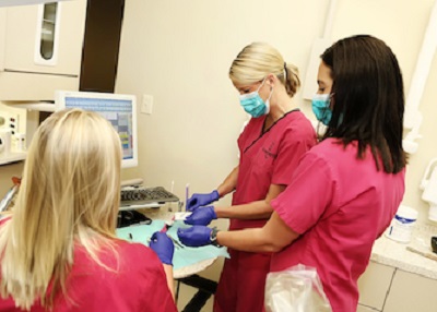 Brookwood Dental Assisting Program | 1990 Southwood Rd, Vestavia Hills, AL 35216, USA | Phone: (205) 870-2327