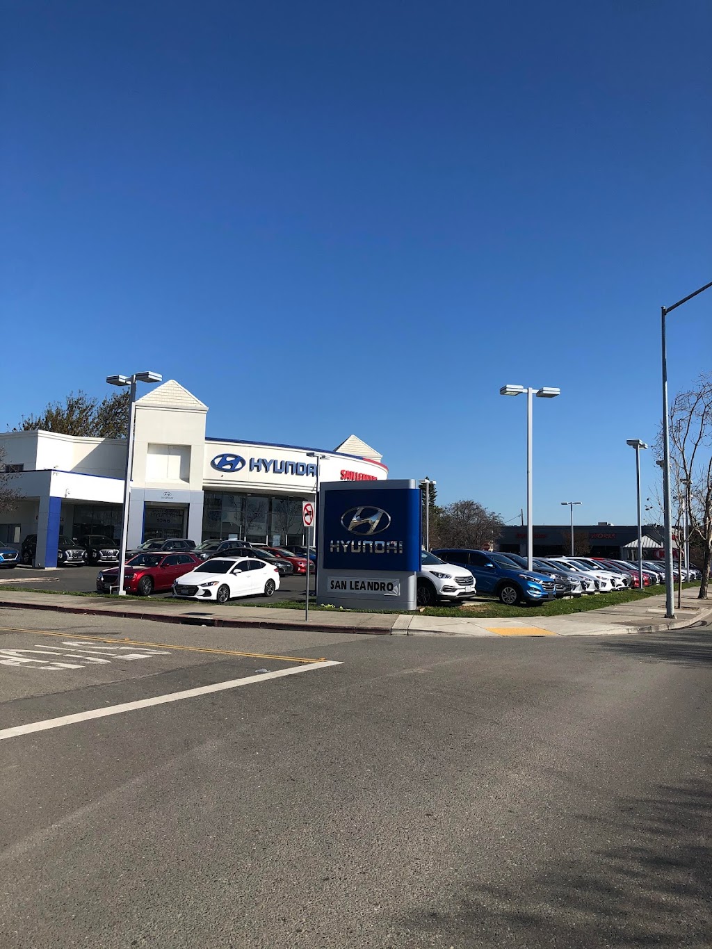 San Leandro Hyundai a Carnamic Car Center | 1066 Marina Blvd, San Leandro, CA 94577, USA | Phone: (510) 560-5540