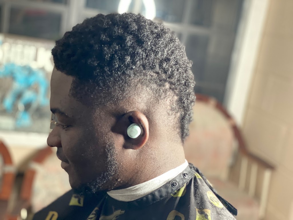 Uncle Bs Barbershop L.L.C | 118 Palmetto Ave NE, Winter Haven, FL 33881, USA | Phone: (689) 261-0023