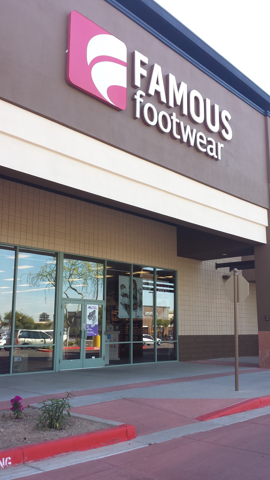 Famous Footwear | 2043 N Power Rd, Mesa, AZ 85215 | Phone: (480) 333-1959