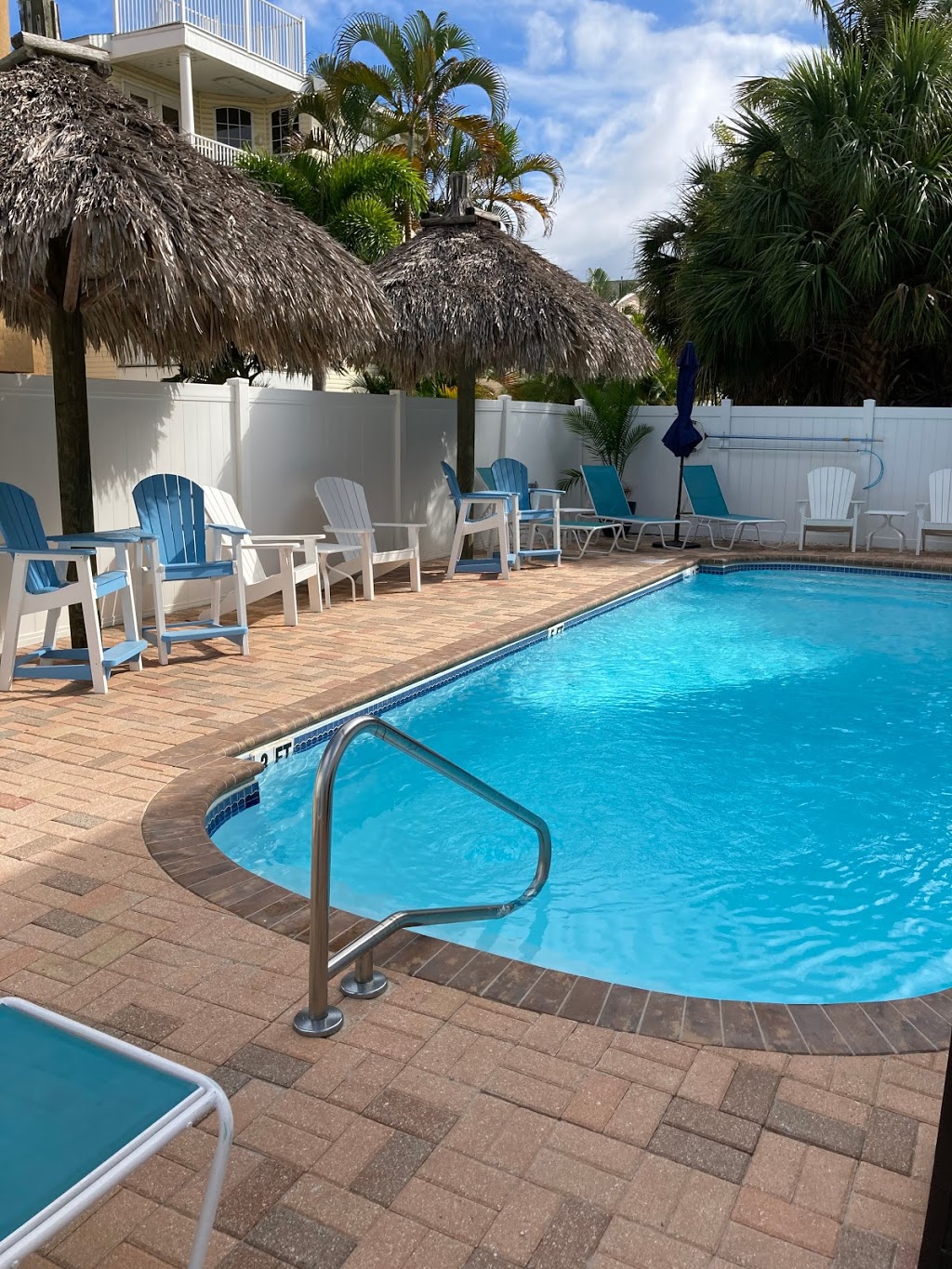 Seagrass Flats Condominium by Island Vacation Properties | 101 25th St N, Bradenton Beach, FL 34217, USA | Phone: (941) 778-1000