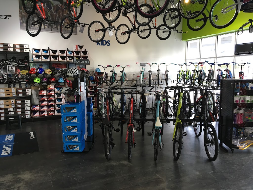 B3 Bicycles - Giant Howell | 6527 US-9, Howell Township, NJ 07731, USA | Phone: (732) 987-6267