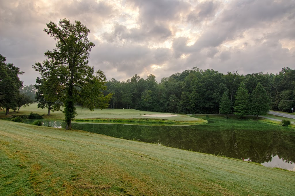 The Valley Golf Course | 1005 Indian Valley Dr, Burlington, NC 27217, USA | Phone: (336) 584-7871