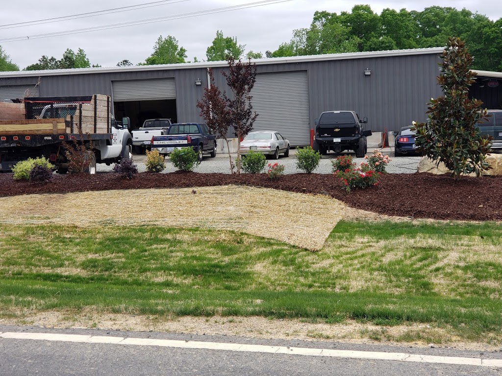 Mangums Truck & Auto | 1191 Julian Daniel Rd, Stem, NC 27581 | Phone: (919) 528-3310