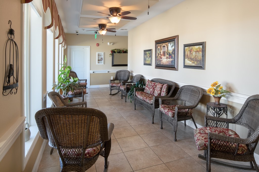 New Haven Assisted Living and Memory Care of Kyle | 107 Creekside Trail, Kyle, TX 78640, USA | Phone: (512) 201-2868