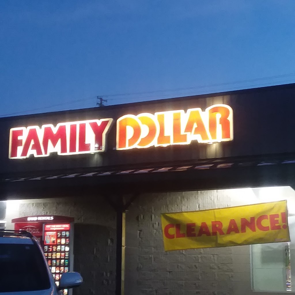 Family Dollar | 181 E Main St, Ellsworth, WI 54011, USA | Phone: (715) 941-6021