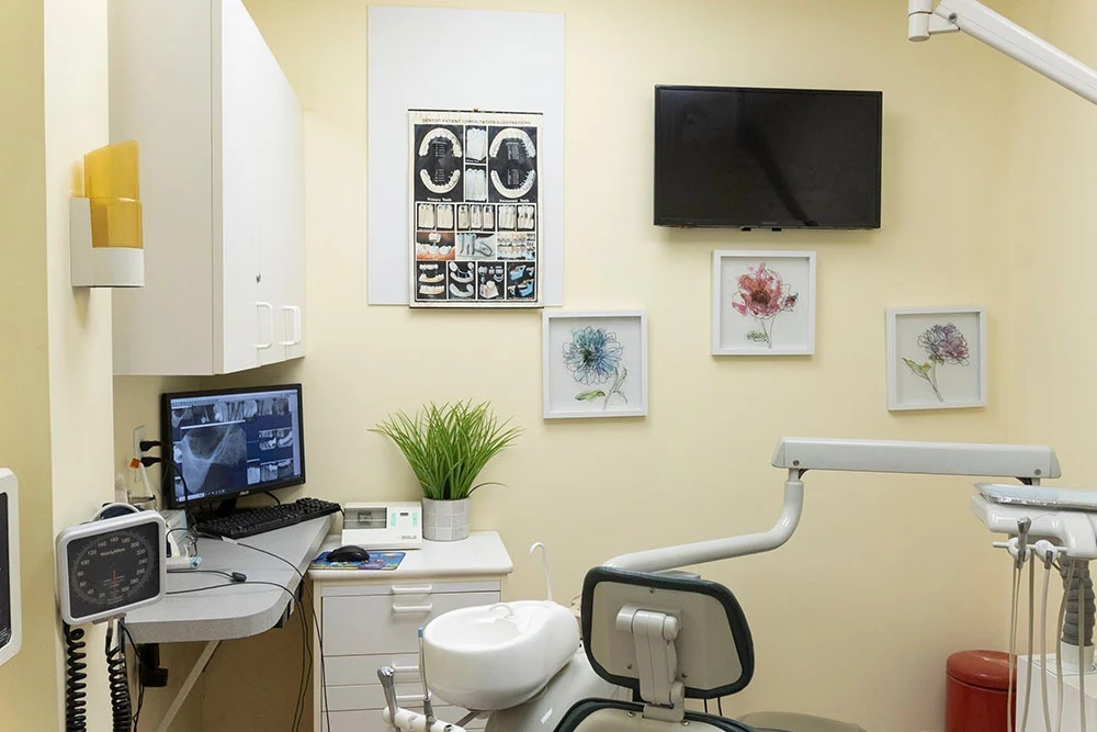 Century Medical & Dental Center Gravesend | 260 Avenue X, Brooklyn, NY 11223, United States | Phone: (718) 336-8855