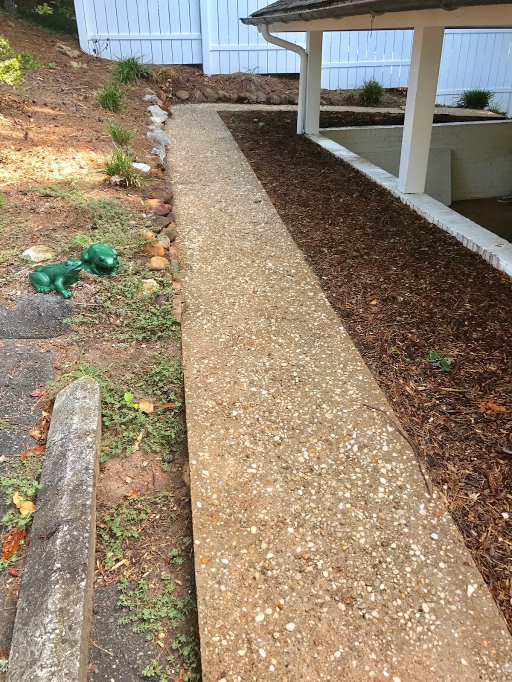 AquaCLEAN Pressure Washing & SOFTWASH Specialist | 1144 Hidden Creek Cir, Hickory, NC 28602, USA | Phone: (828) 455-4810