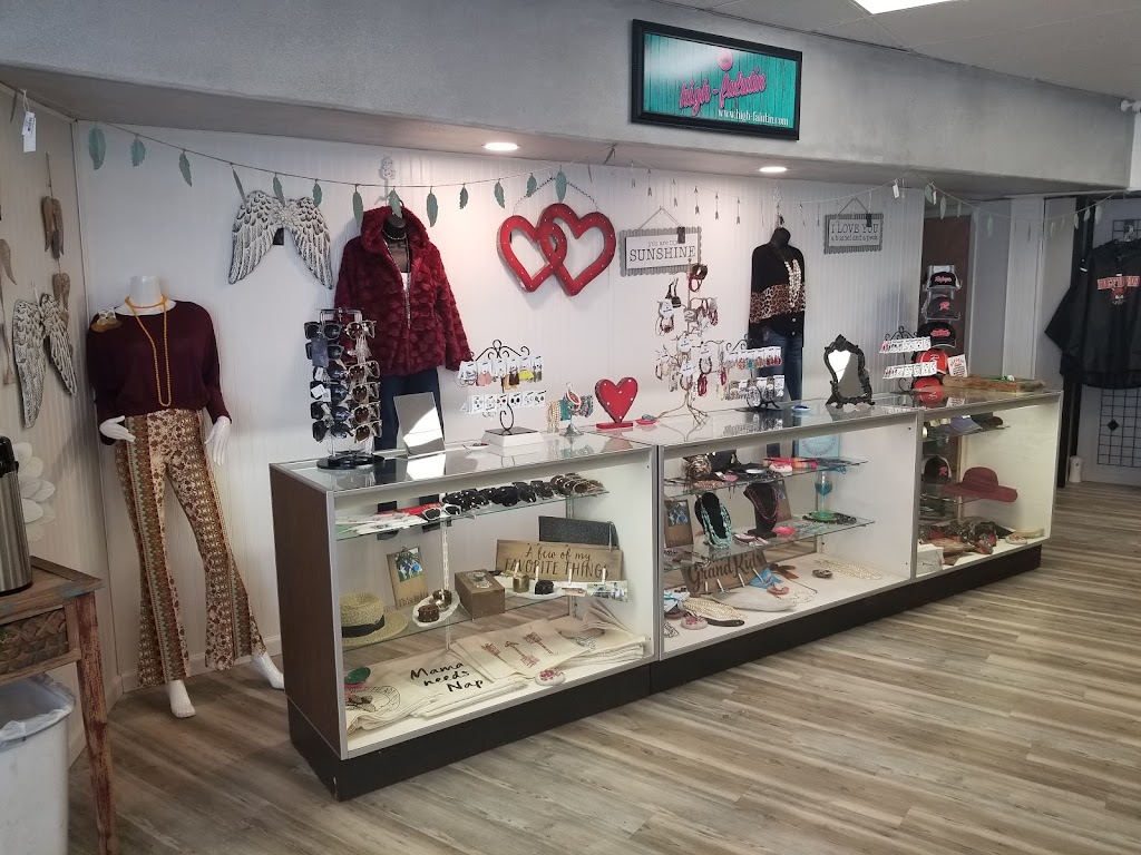 High-Falutin Boutique | 208 N Alamo St, Refugio, TX 78377, USA | Phone: (361) 526-7115