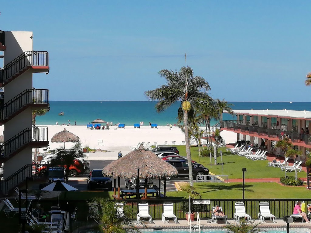 Sandcastle Resort at Lido Beach | 1540 Benjamin Franklin Dr, Sarasota, FL 34236, USA | Phone: (941) 388-2181