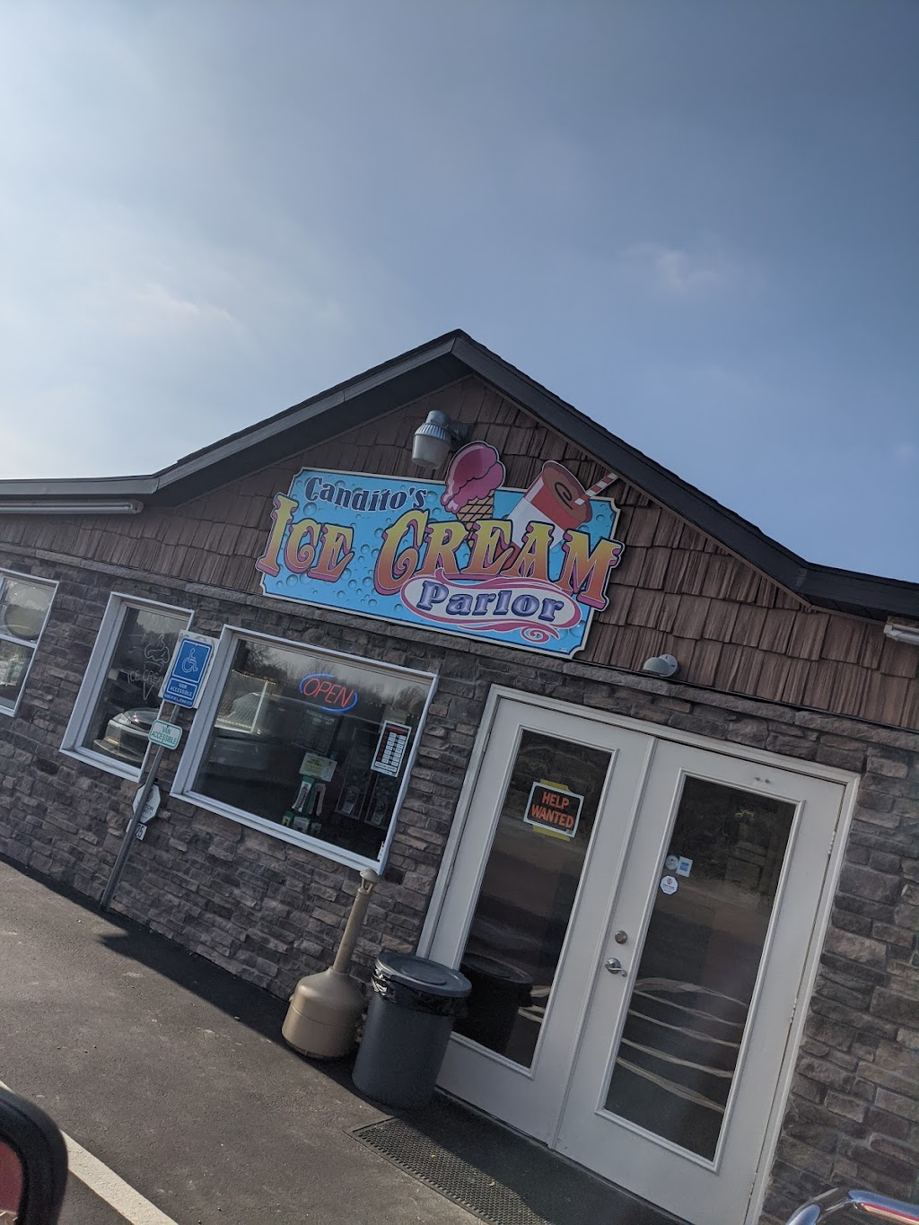 Candito’s Pizzeria and Ice Cream Parlor | 1025 Old Zelienople Rd, Ellwood City, PA 16117, USA | Phone: (724) 752-1835