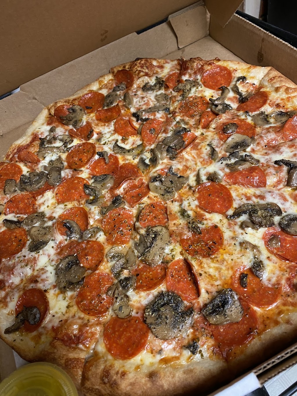 Tanis Pizza | 100 Mercer St, Butler, PA 16001, USA | Phone: (724) 841-0066
