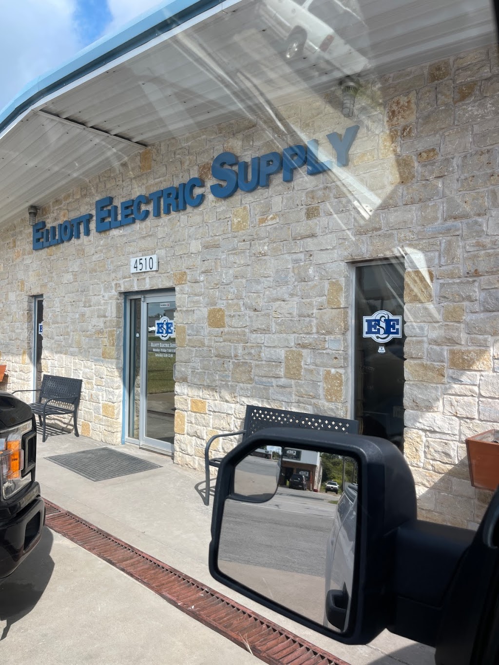 Elliott Electric Supply | 4510 E US Hwy 377, Granbury, TX 76087, USA | Phone: (817) 573-0675