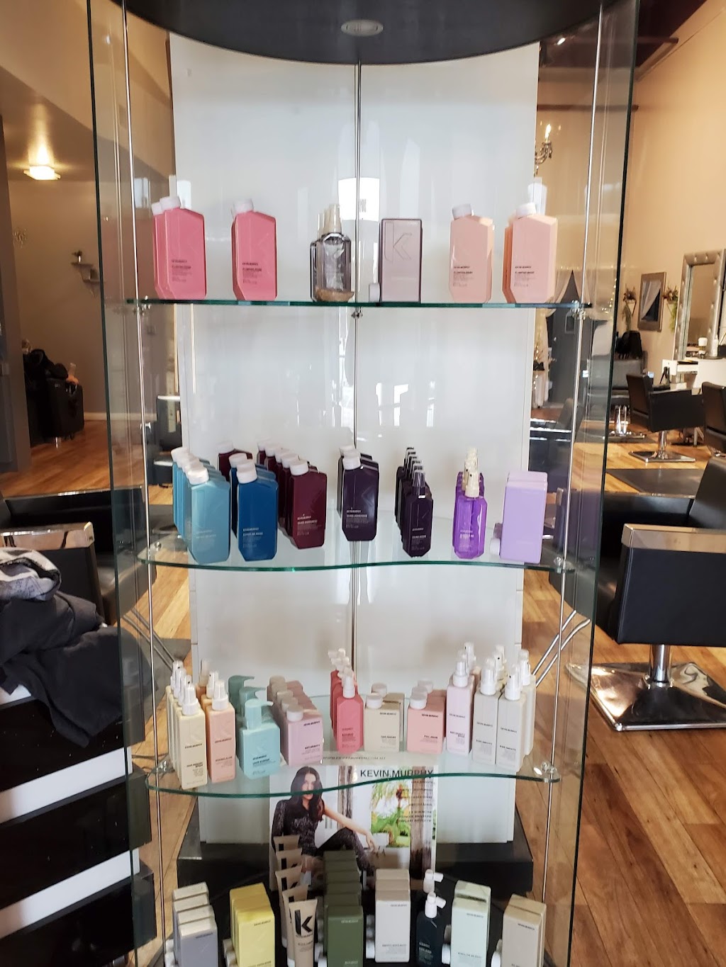 salon K | 25057 Peachland Ave, Newhall, CA 91321, USA | Phone: (661) 259-4247