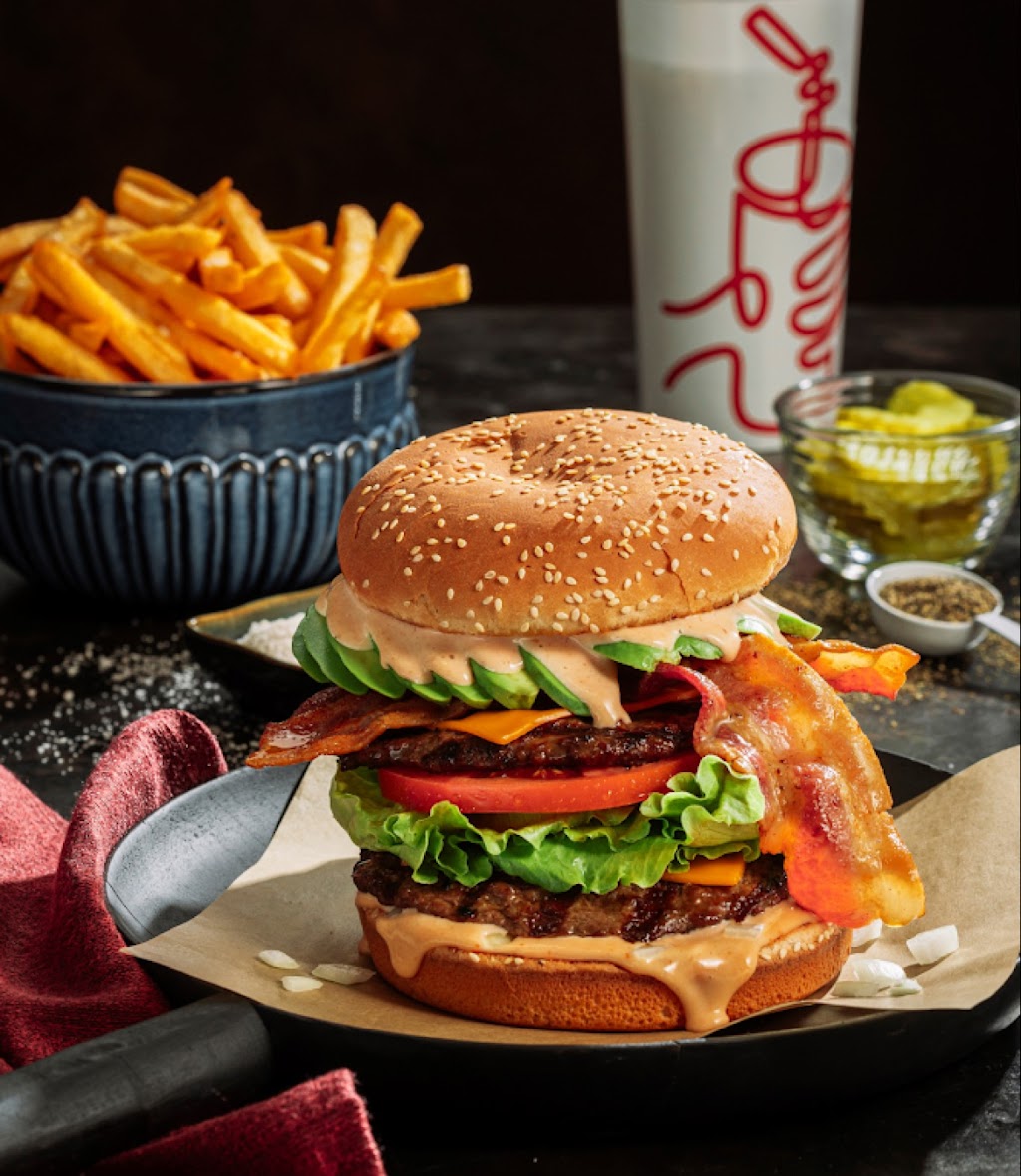 Andys Burgers | 4616 Riverside Dr, Chino, CA 91710, USA | Phone: (909) 628-2103