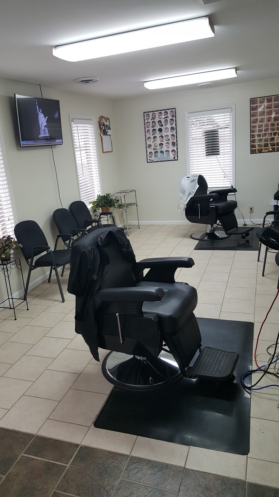 Murray’s Place Barbershop | 701 N Walnut St, Murfreesboro, TN 37130, USA | Phone: (615) 713-9594