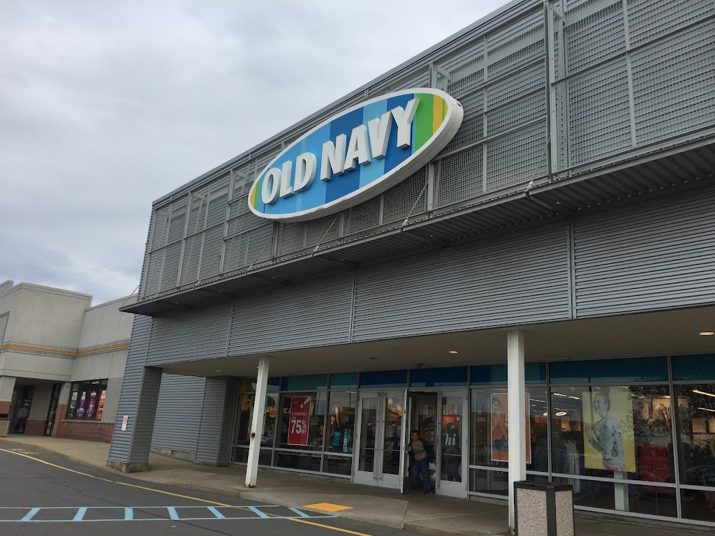 Old Navy | 180 Quinn Dr, Pittsburgh, PA 15275, USA | Phone: (412) 275-6065