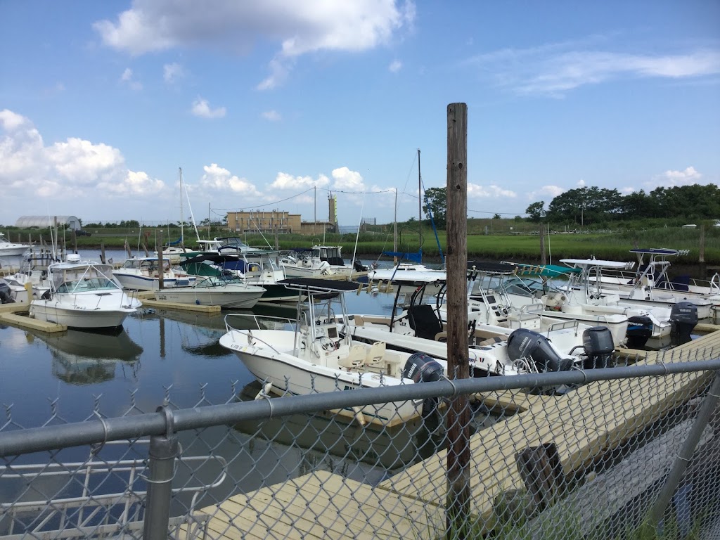 Lentze Marina Inc | 75 1st St, Keansburg, NJ 07734, USA | Phone: (732) 787-2139