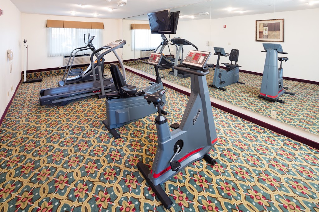 Perris Hotel Inn and Suites | 480 S Redlands Ave, Perris, CA 92570, USA | Phone: (951) 943-5577