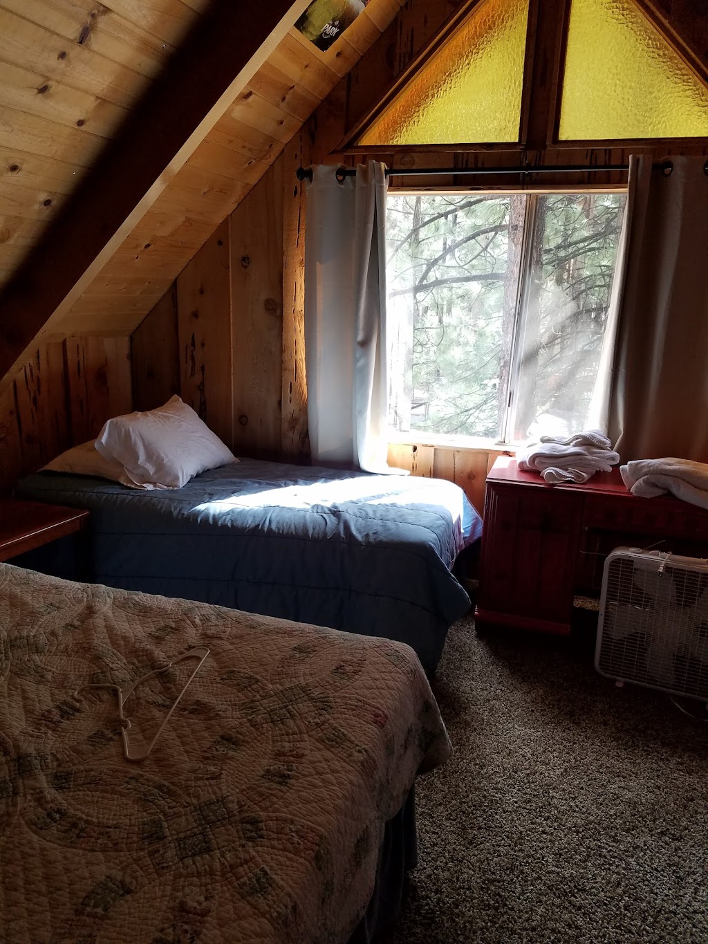 Summit Adventure Cabin | 681 St Moritz Dr, Big Bear Lake, CA 92315, USA | Phone: (909) 866-7374