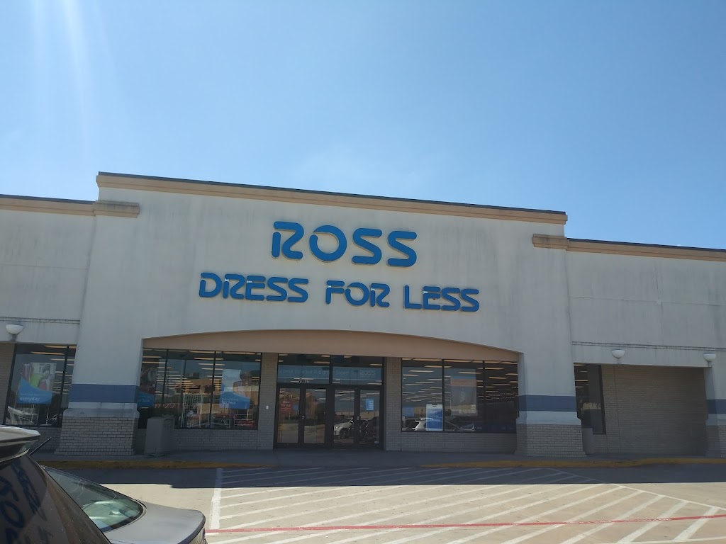 Ross Dress for Less | 339 Carroll St, Fort Worth, TX 76107, USA | Phone: (817) 882-8449