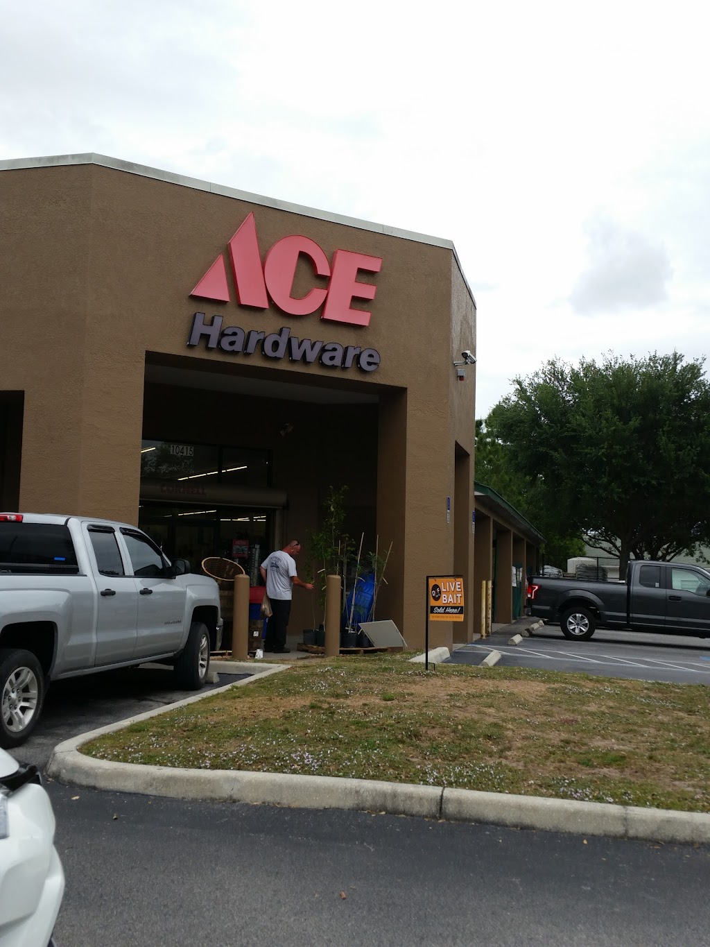 Crossroads Ace Hardware | 10415 S County Rd 39, Lithia, FL 33547, USA | Phone: (813) 737-9223