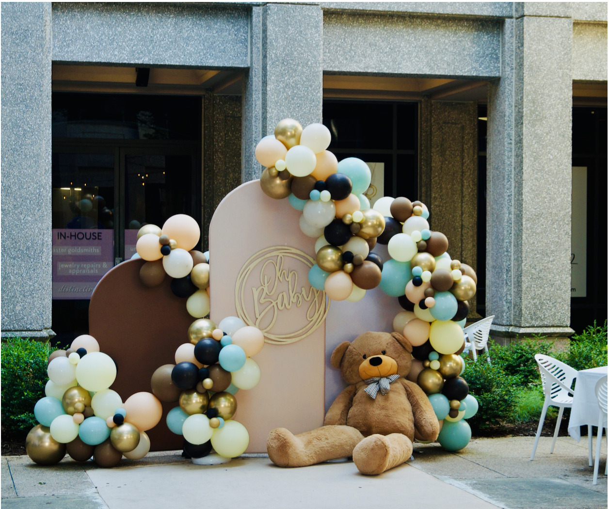 Party Balloons by Q | 3501 Huntleigh Dr, Raleigh, NC 27604, United States | Phone: (919) 899-4700