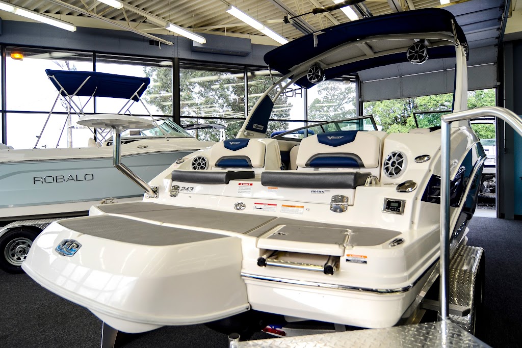 Waterfront Marine | 2822 Solomons Island Rd, Edgewater, MD 21037, USA | Phone: (443) 949-9041