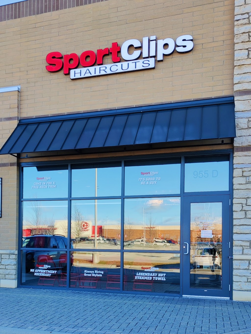 Sport Clips Haircuts of Lake Bluff | 955 Rockland Rd Ste D, Lake Bluff, IL 60044, USA | Phone: (847) 283-0183