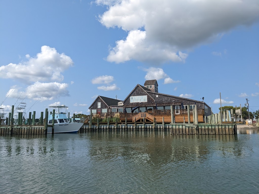 Island House Restaurant & Marina | 17 Atlantic Ave, Wachapreague, VA 23480, USA | Phone: (757) 787-4242