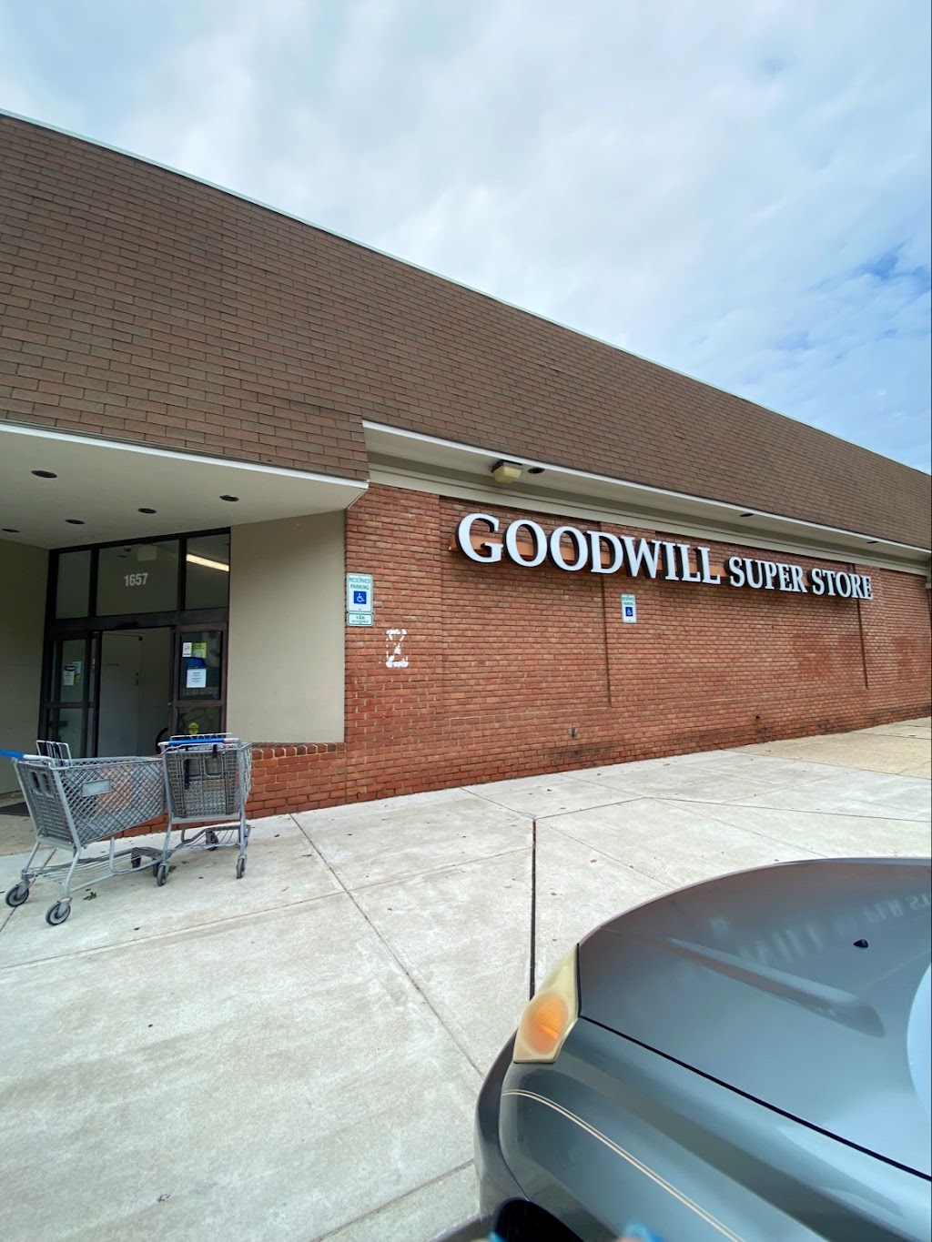 Goodwill Retail Store and Donation Center | 1657 Crofton Center, Crofton, MD 21114, USA | Phone: (410) 721-4164