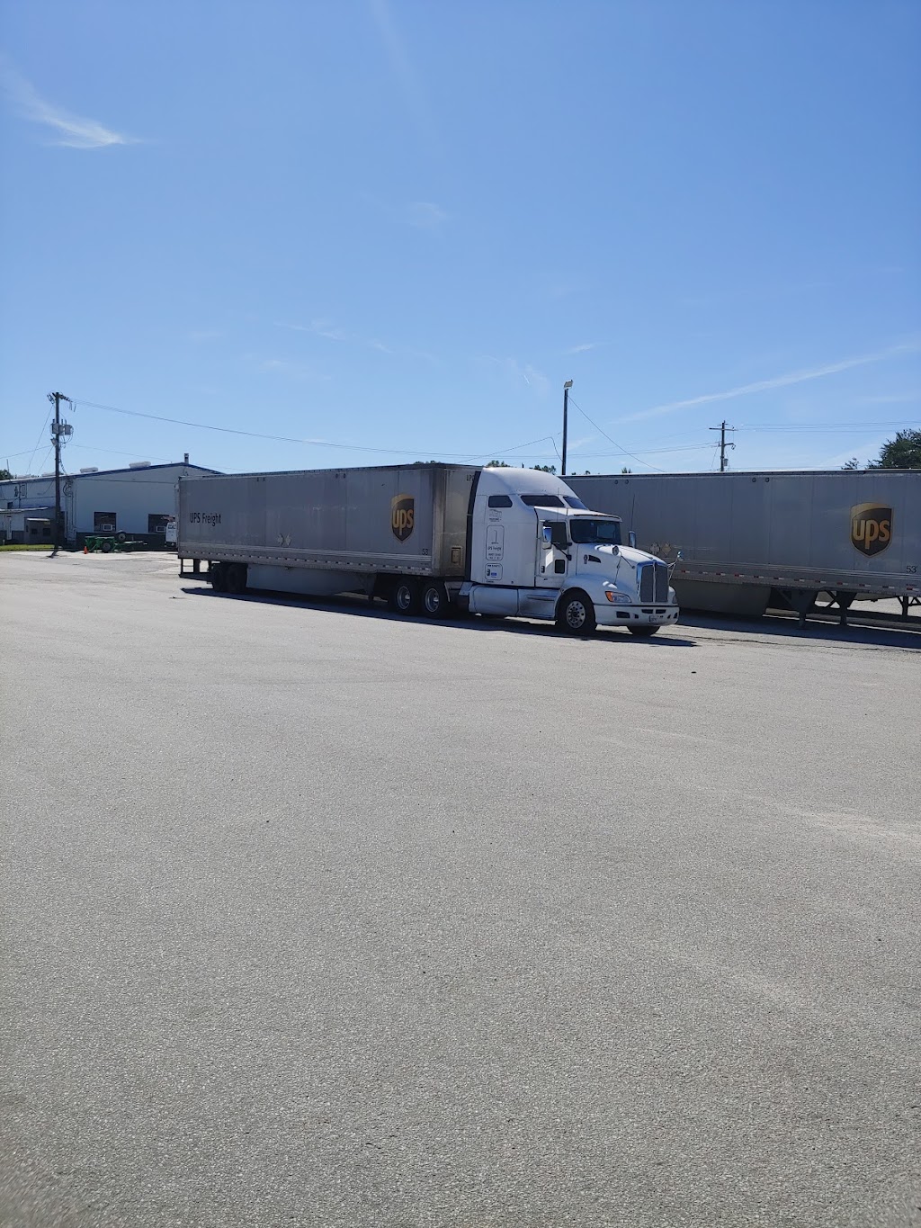 UPS Freight | 4411 Groometown Rd, Greensboro, NC 27407, USA | Phone: (336) 632-3400