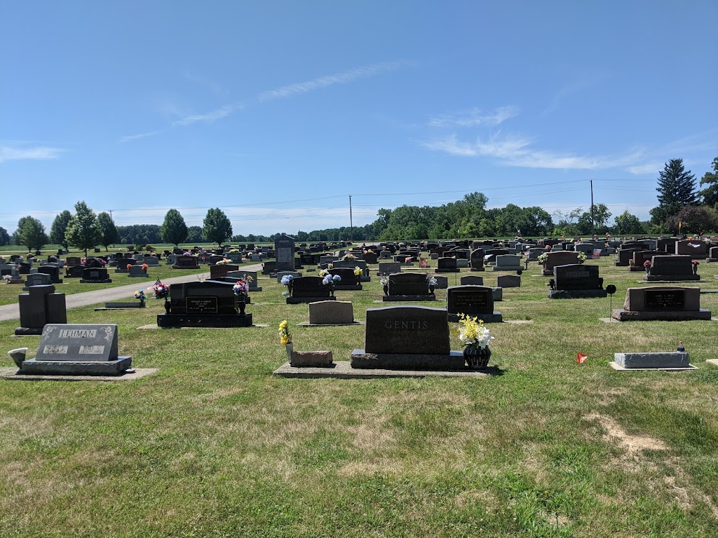 Six Mile Cemetery Association | 4795 IN-116, Bluffton, IN 46714, USA | Phone: (260) 824-8521