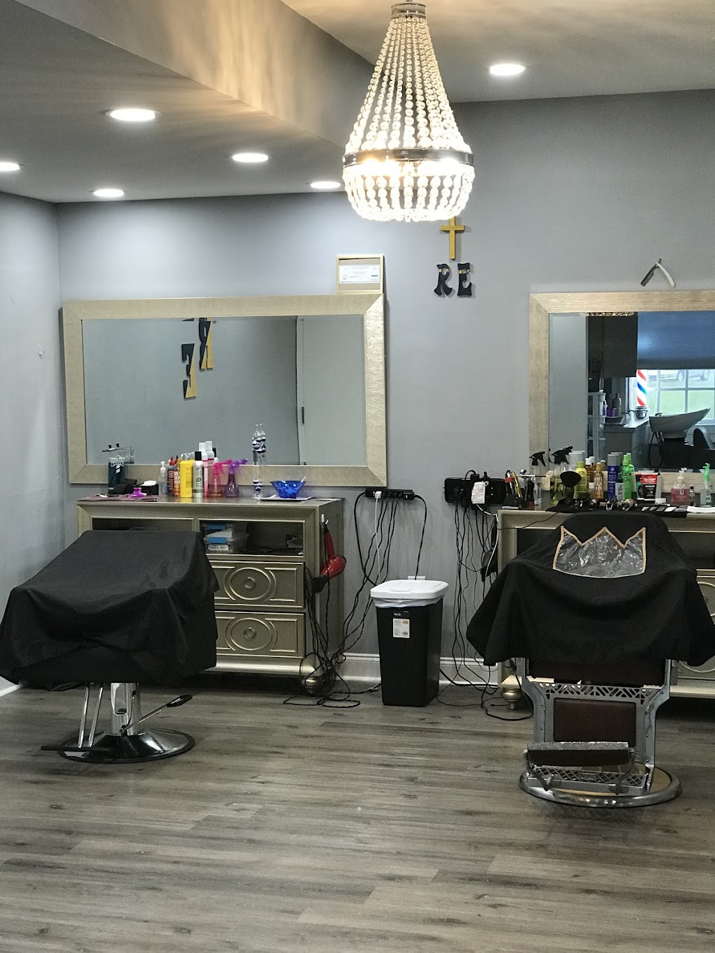 Royal Excellence Barber & Cosmetologist Parlor | 5 Holly Hill Dr, Petersburg, VA 23805, USA | Phone: (804) 349-4244