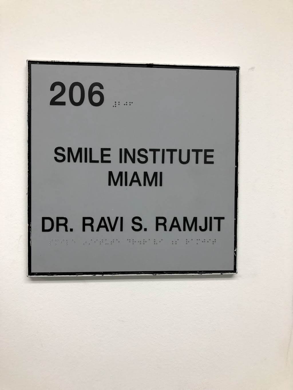 Smile Institute Miami | 9555 SW 88th St #206, Miami, FL 33176, USA | Phone: (305) 590-5228