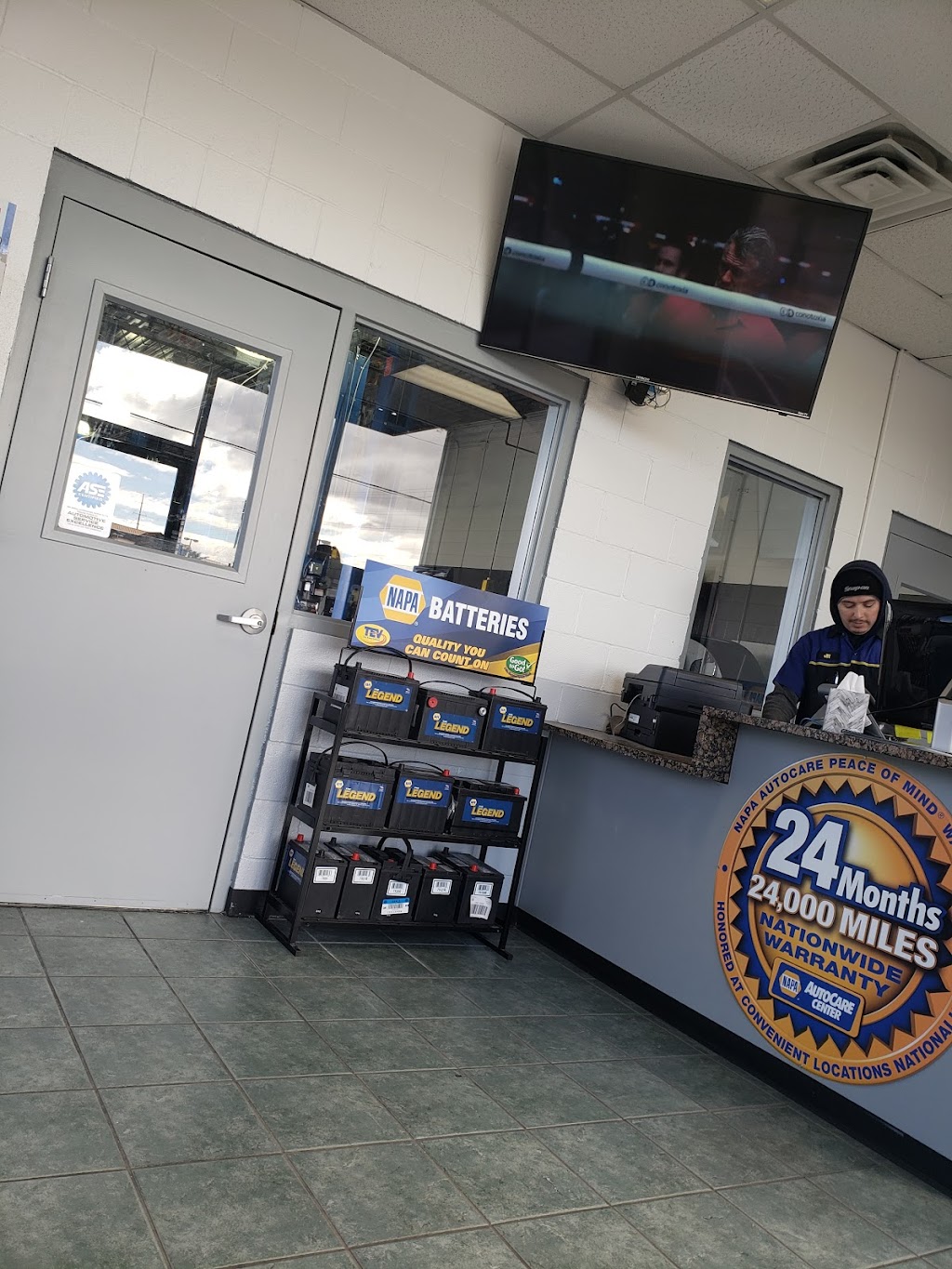 Big Brand Tire & Service | 2304 E Craig Rd, Las Vegas, NV 89030, USA | Phone: (702) 929-2300