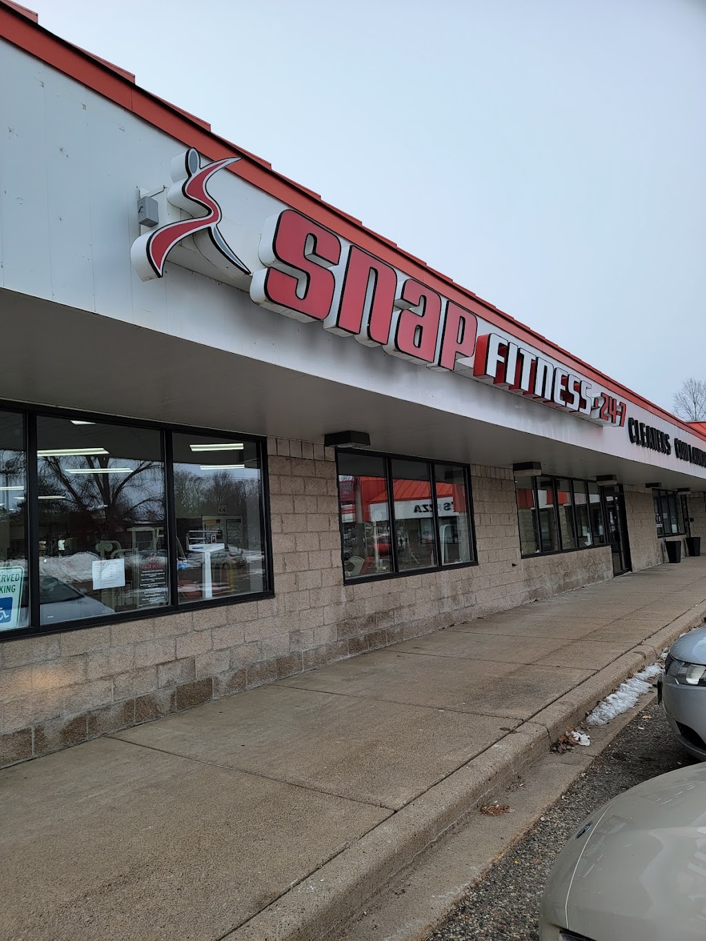 Snap Fitness River Falls | 1025 S Main St, River Falls, WI 54022, USA | Phone: (715) 425-9330