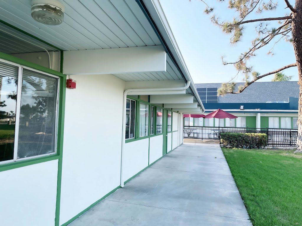 Pacific Academy Costa Mesa | 2987 Mesa Verde Dr E, Costa Mesa, CA 92626 | Phone: (833) 796-5688