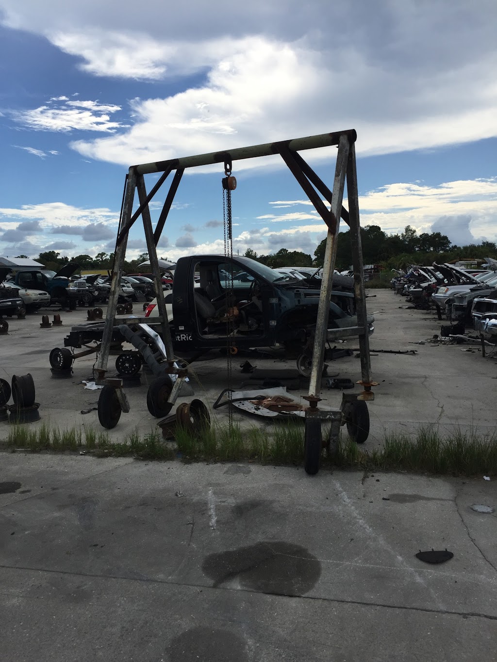 Gluecks Auto Parts II Inc | 4801 Preymore St, Osprey, FL 34229, USA | Phone: (941) 966-5555