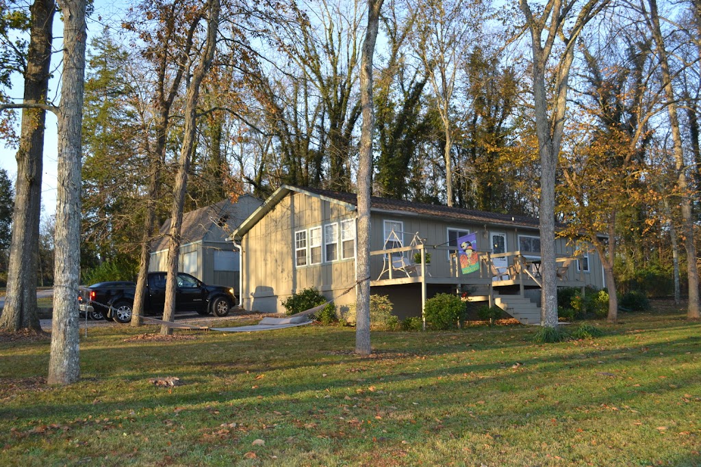 Old Hickory Lake Cabins | 4145 Cairo Bend Rd, Lebanon, TN 37087, USA | Phone: (615) 444-6466