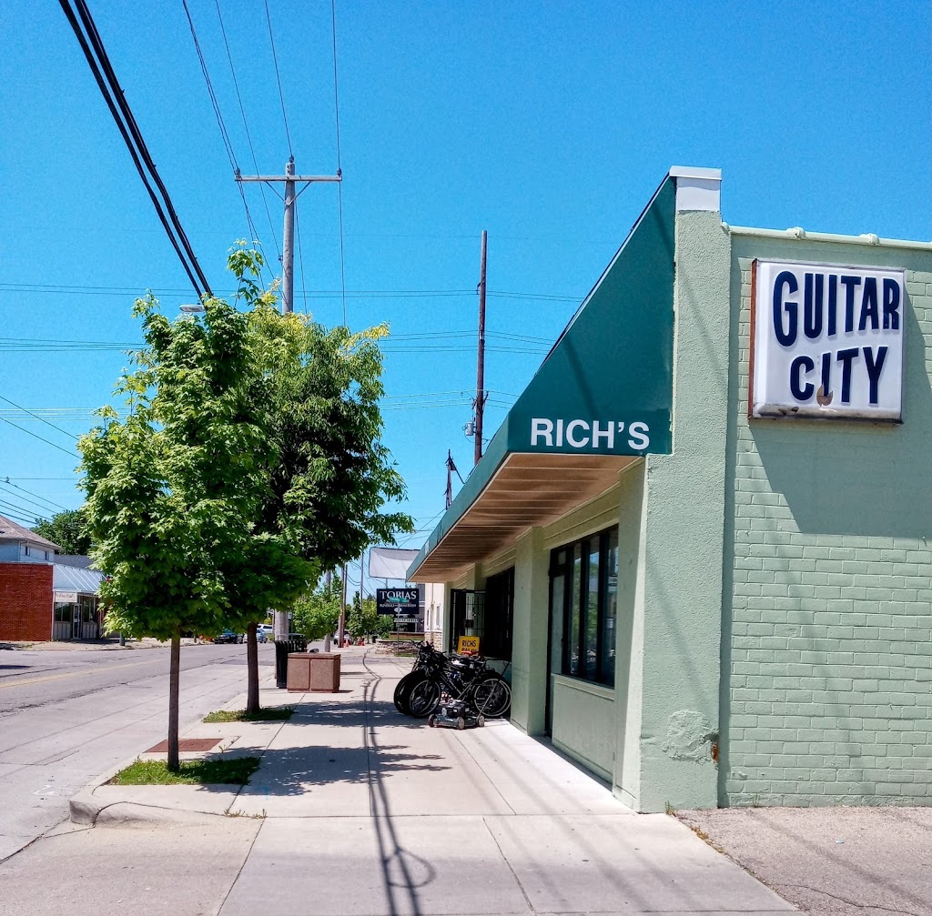 Richs Pawn Shop | 708 Watervliet Ave, Dayton, OH 45420, USA | Phone: (937) 254-7296