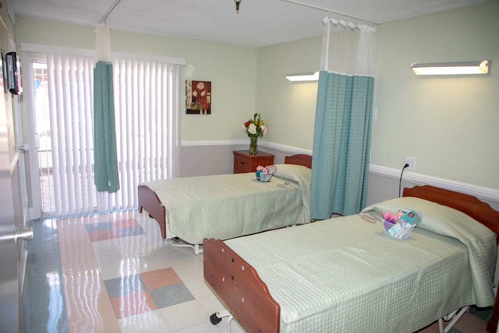 Country Villa Belmont Heights Healthcare Center | 1730 Grand Ave #2011, Long Beach, CA 90804, USA | Phone: (562) 597-8817