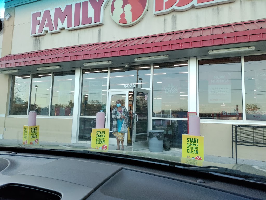 Family Dollar | 4075 Deltona Blvd, Spring Hill, FL 34606, USA | Phone: (352) 610-5545